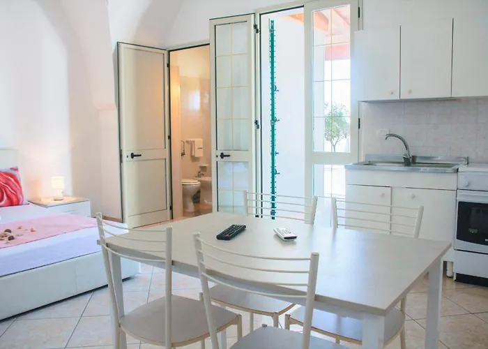 Complesso Centopietre By Terrasalento Lägenhetshotell Castrignano del Capo